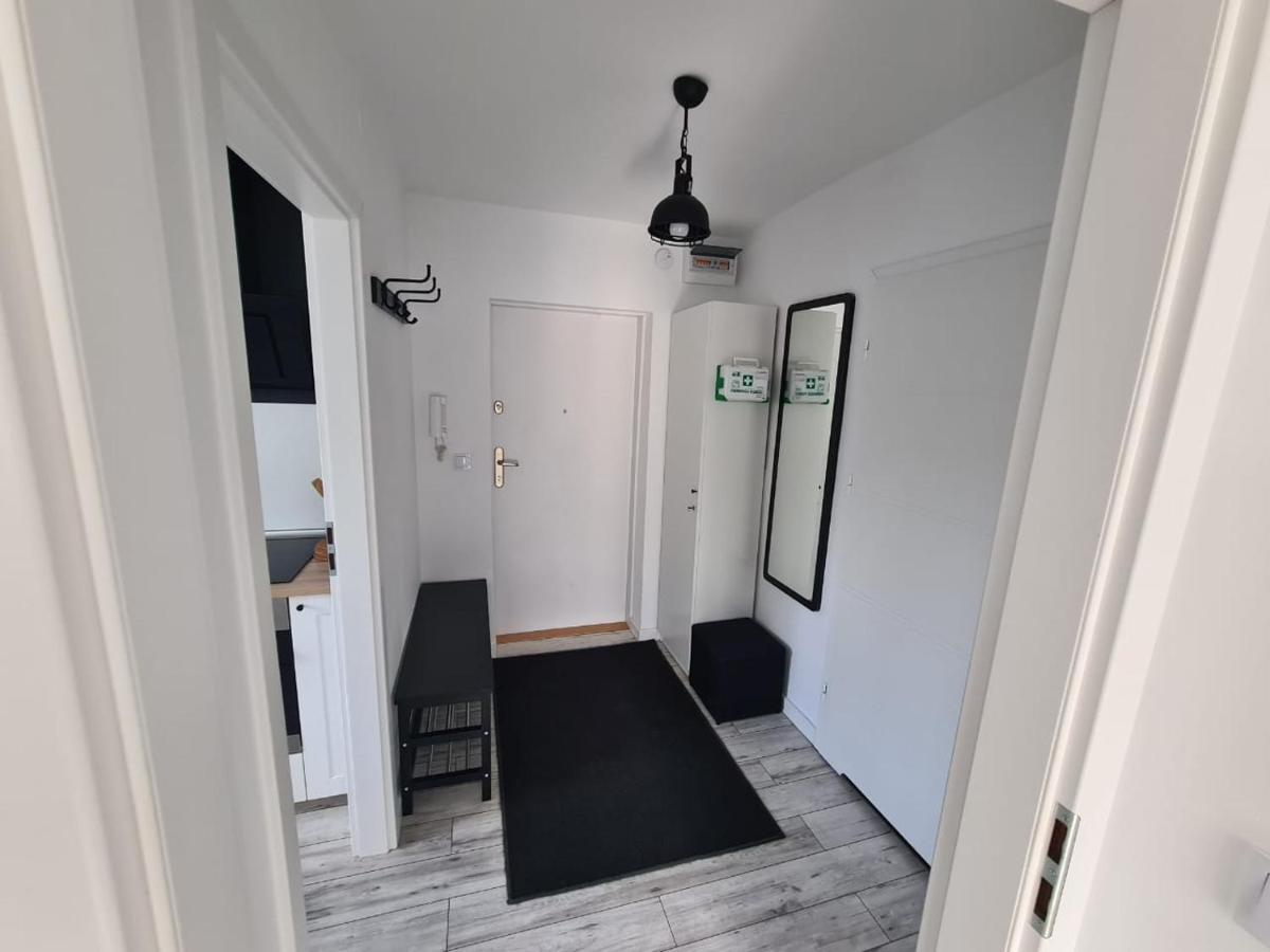 Krolewska Centrum Apartament 4X วอร์ซอ ภายนอก รูปภาพ