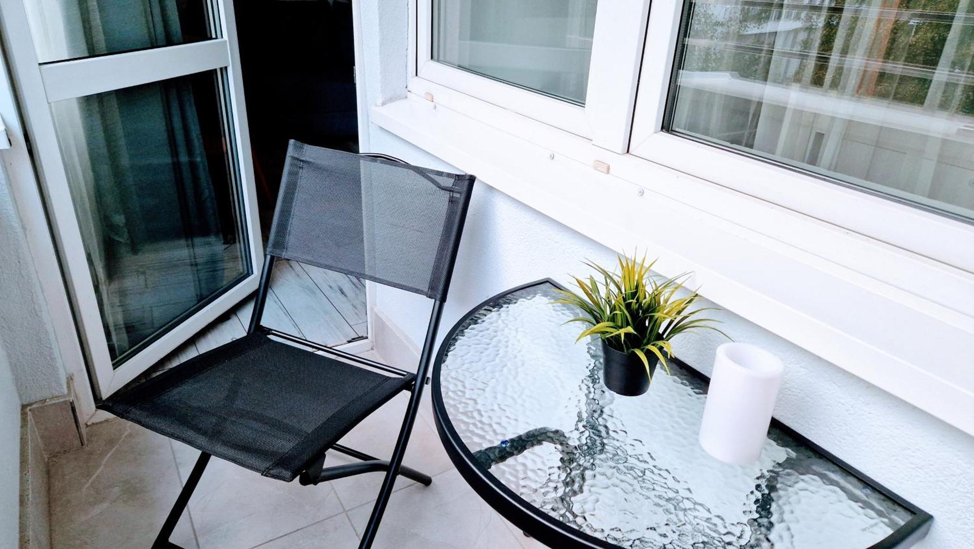 Krolewska Centrum Apartament 4X วอร์ซอ ภายนอก รูปภาพ