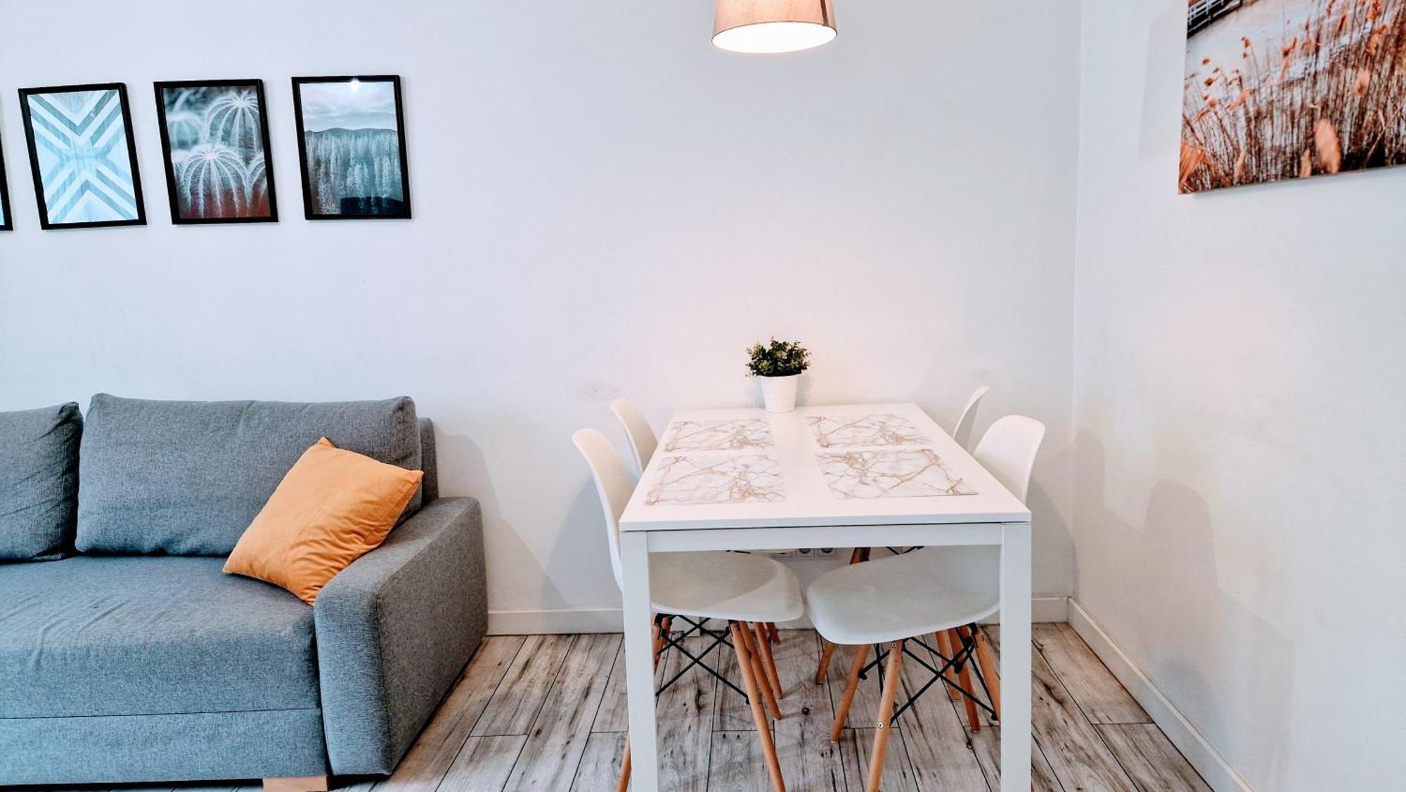 Krolewska Centrum Apartament 4X วอร์ซอ ภายนอก รูปภาพ